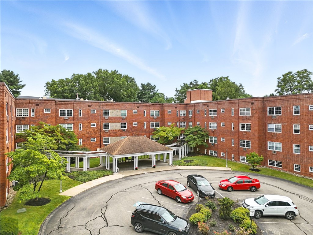 5900 Babcock Boulevard 42