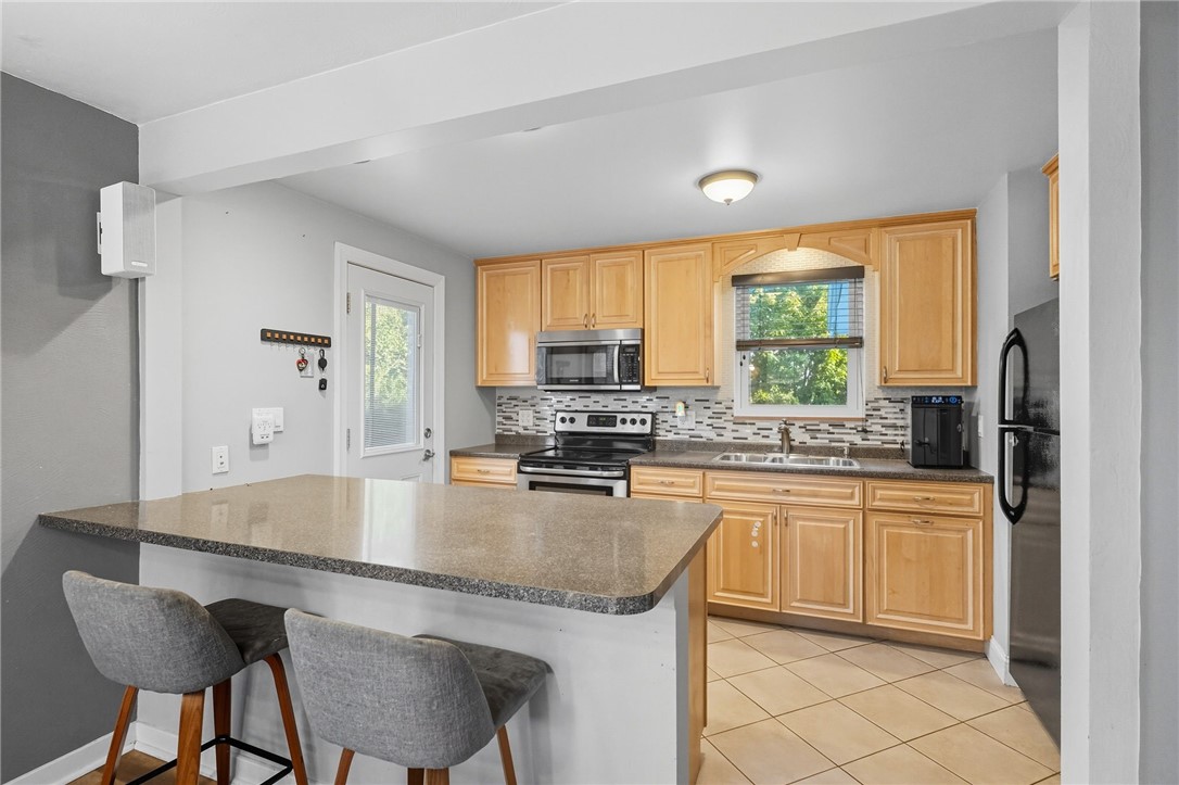 632 Lochinvar Dr
