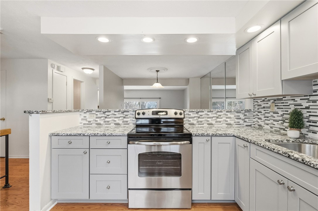 2105 Saint James Place