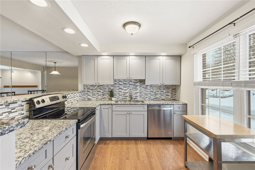 2105 Saint James Place