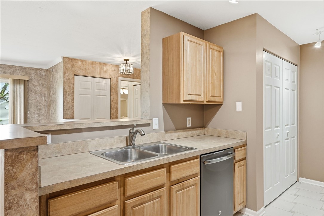 1006 Lenox Oval