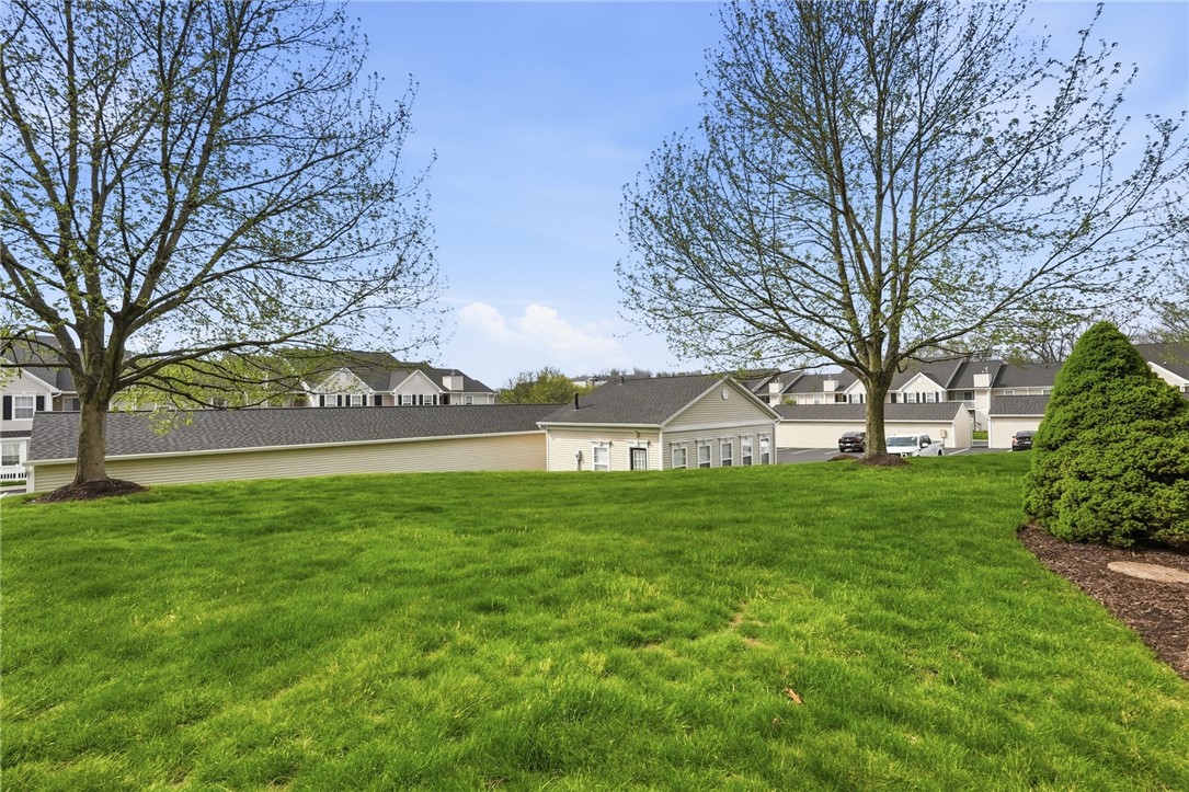 1006 Lenox Oval