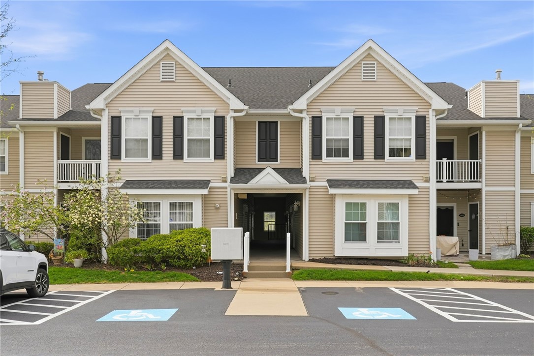 1006 Lenox Oval