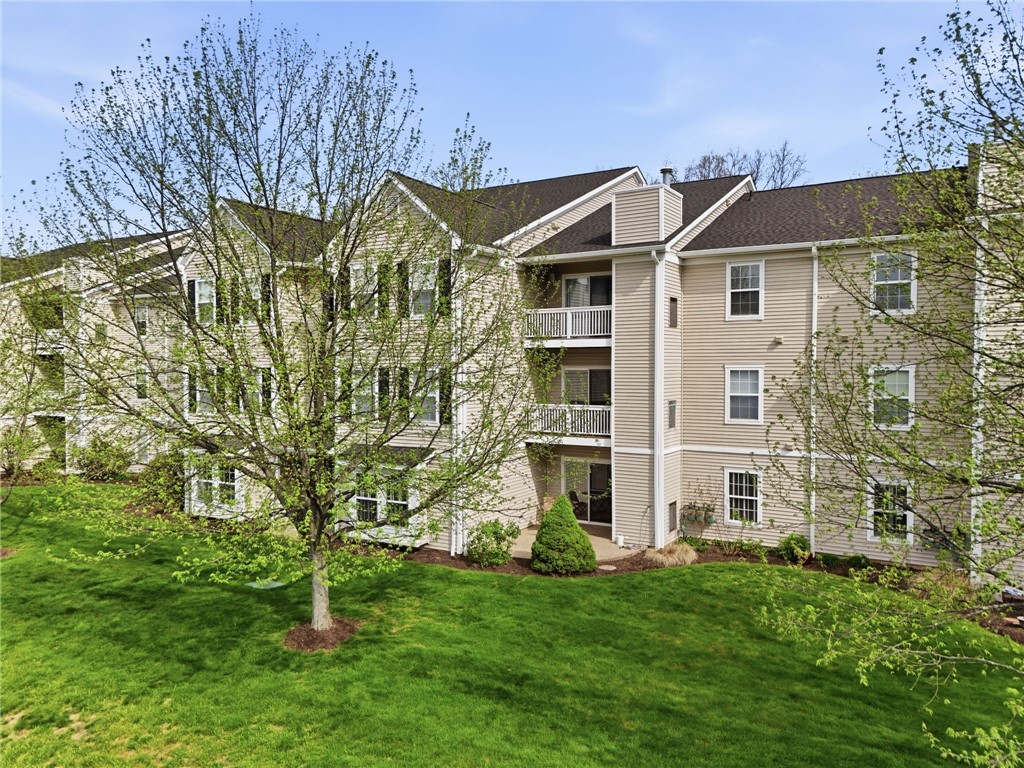 1006 Lenox Oval