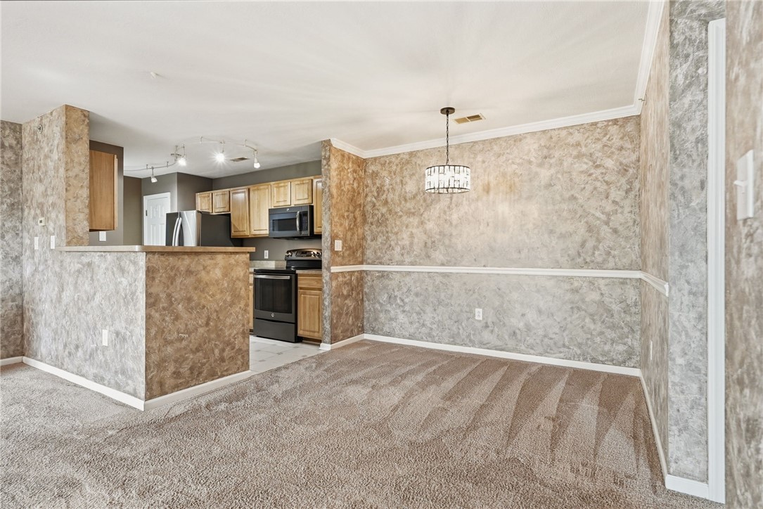 1006 Lenox Oval