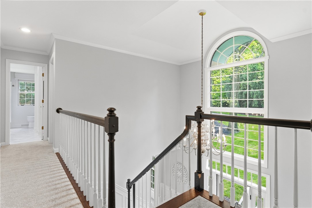 821 Arbordale Lane