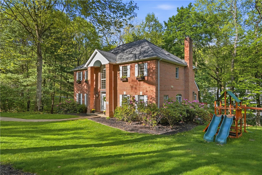 821 Arbordale Lane