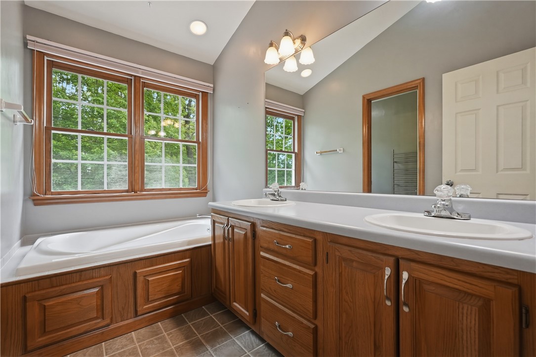 900 Harvest Ridge Drive