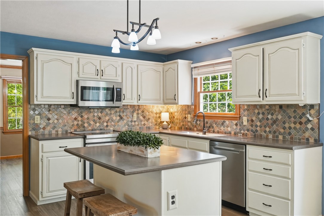 900 Harvest Ridge Drive