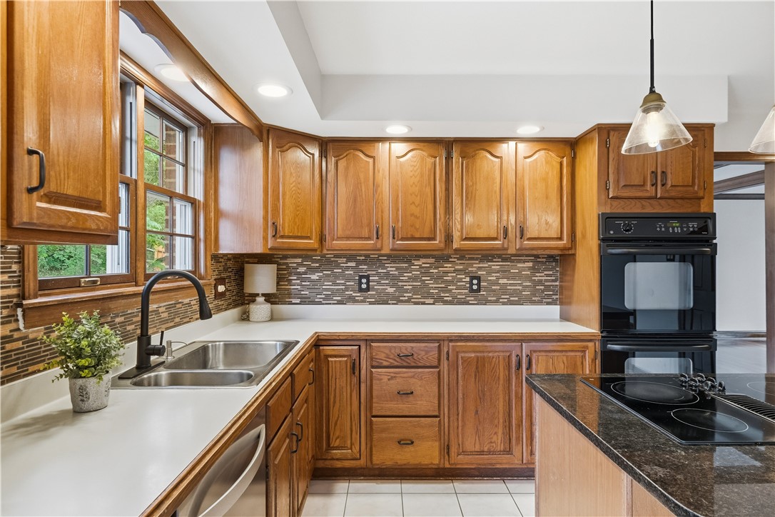 2450 Dogwood Drive
