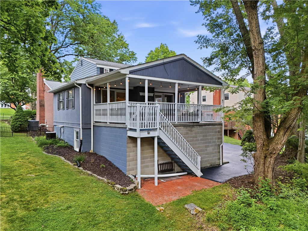 737 Wyngold Drive