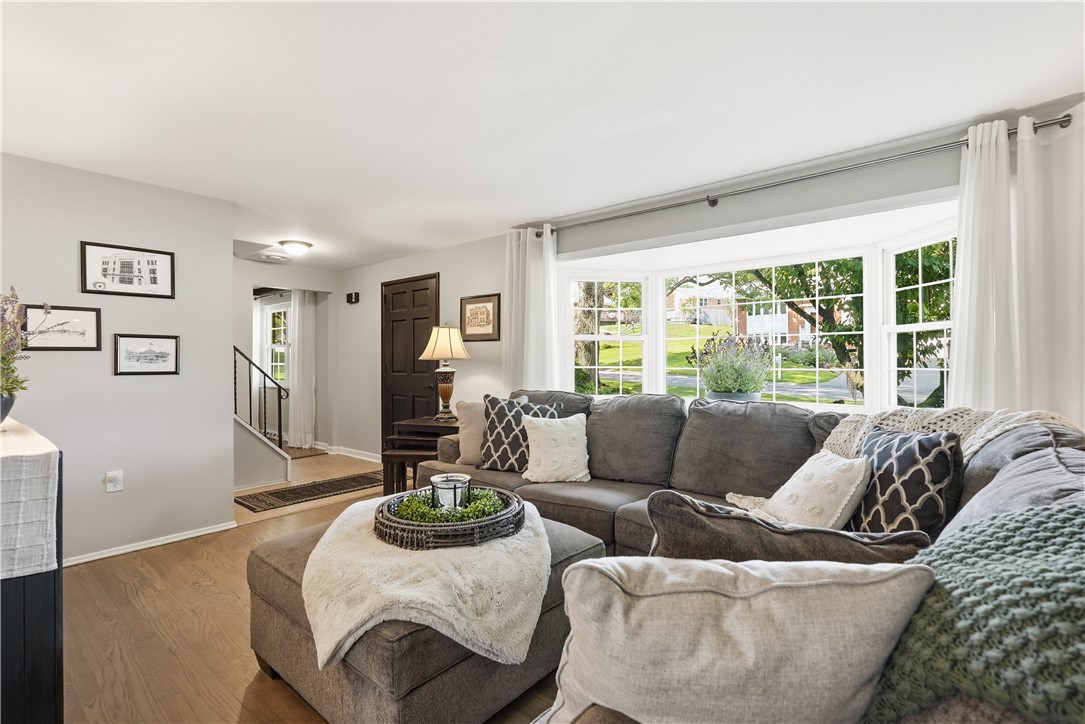 737 Wyngold Drive