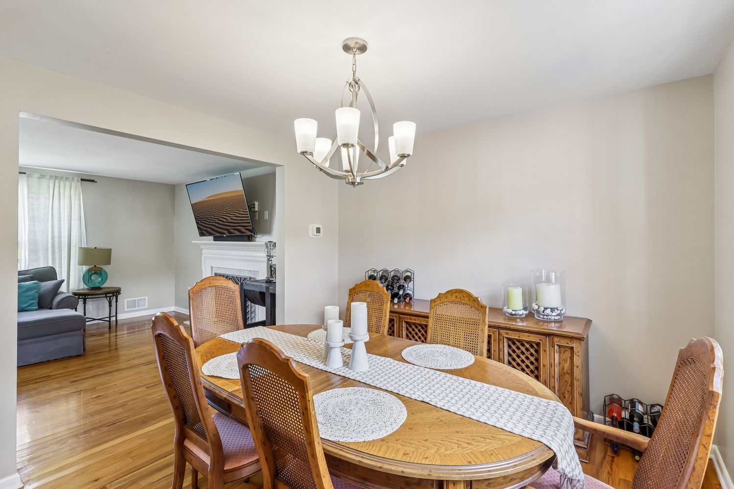1021 Balmoral DRIVE