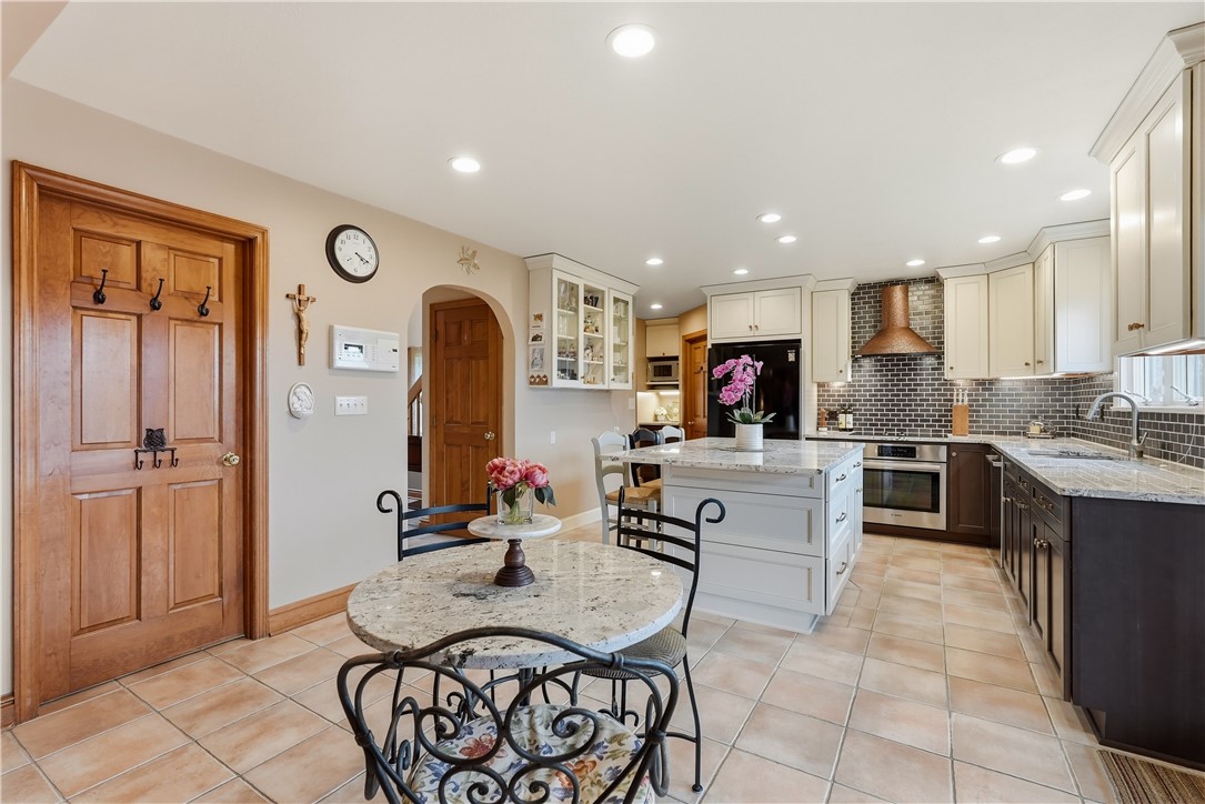 5012 Northfield Drive