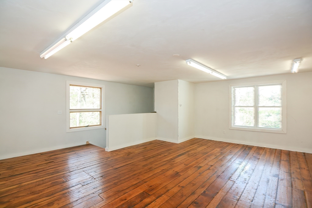 4 Mill Pond Road