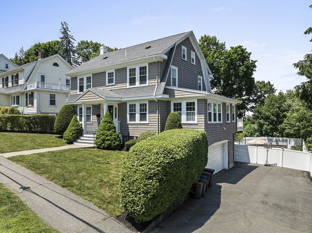 31 Summit Ave