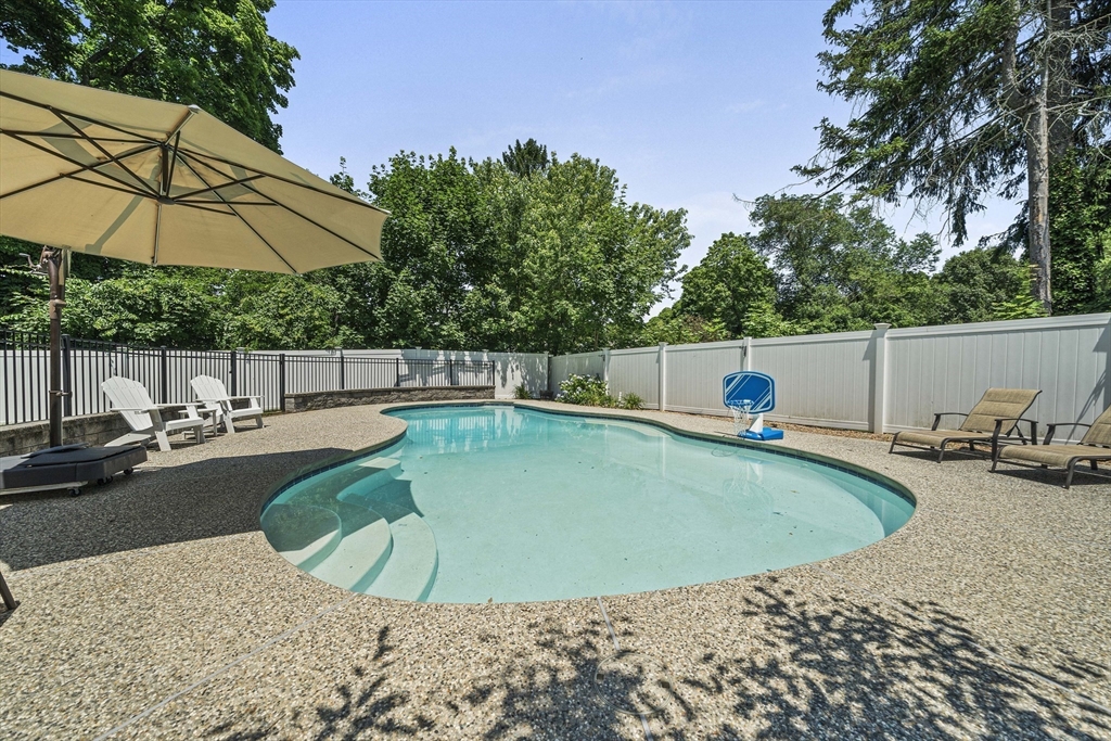 31 Summit Ave