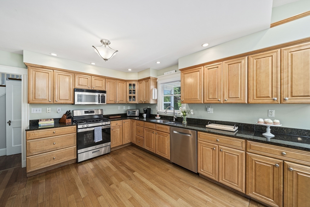 31 Summit Ave