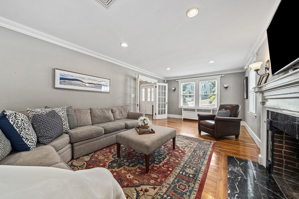 31 Summit Ave