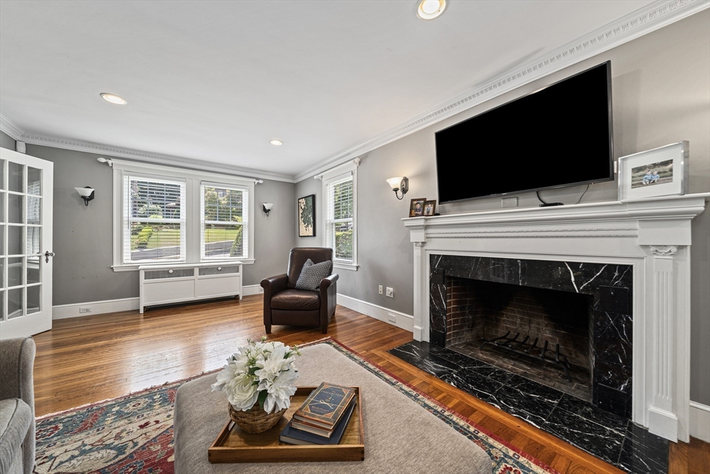31 Summit Ave