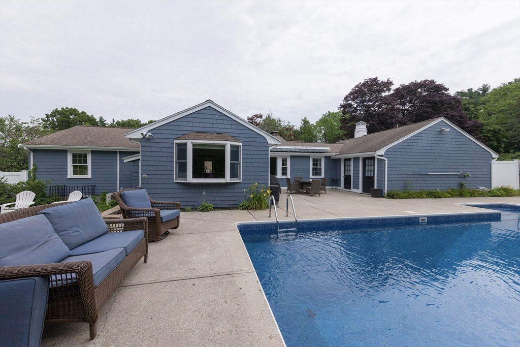 147 Sassamon Ave