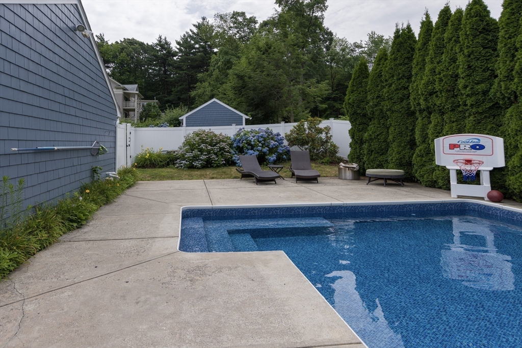 147 Sassamon Ave