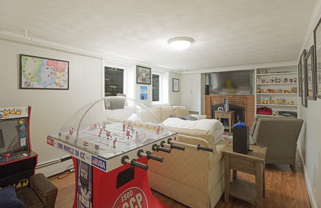 147 Sassamon Ave