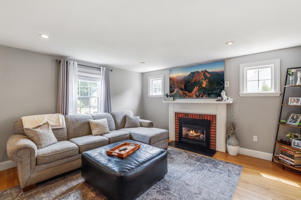 59 Elmer Rd