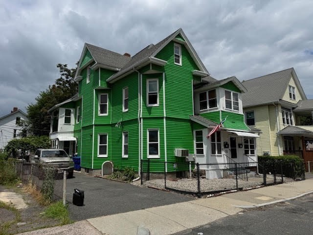 32 Wendell Pl