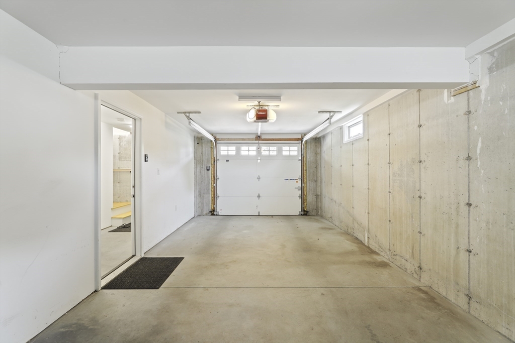 103 Bay View Ave # 103