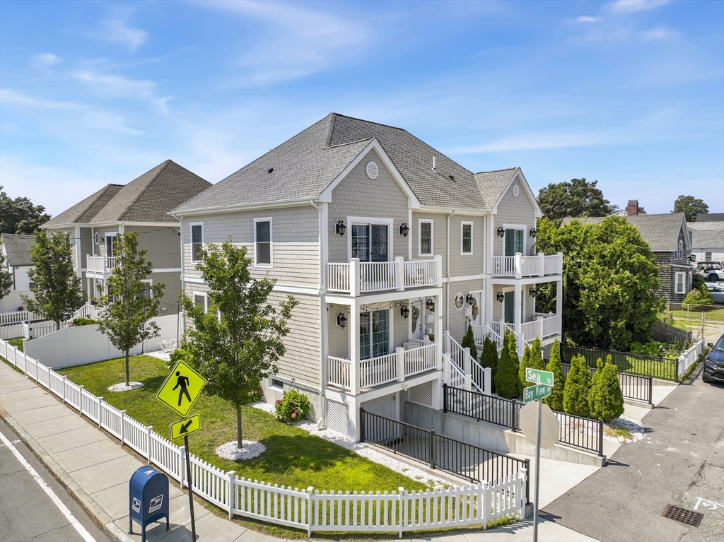 103 Bay View Ave # 103