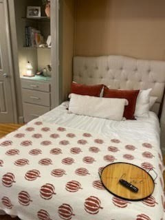 158 Cottage St. # 1F, Boston Unit: 1F