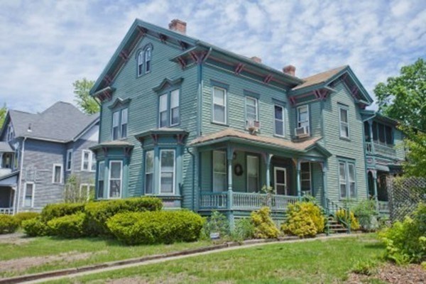 127-129 Thompson St.