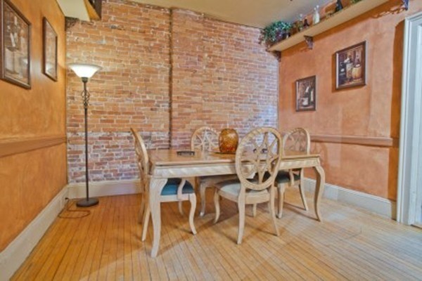 127-129 Thompson St.