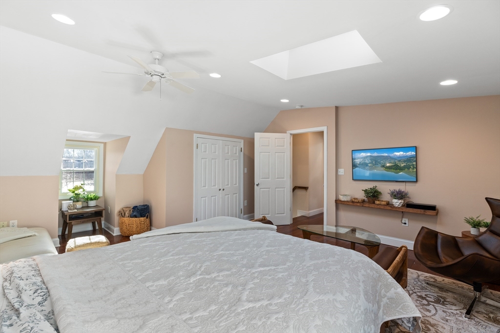 27 Broad Cove Rd