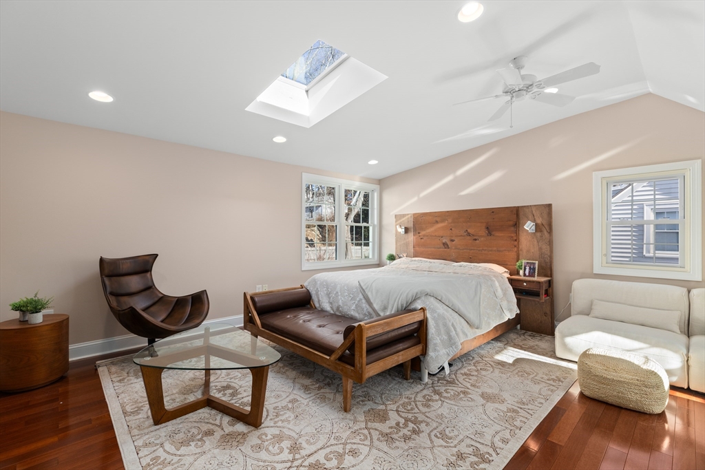 27 Broad Cove Rd