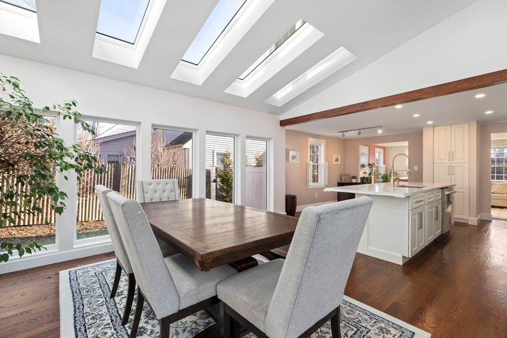 27 Broad Cove Rd