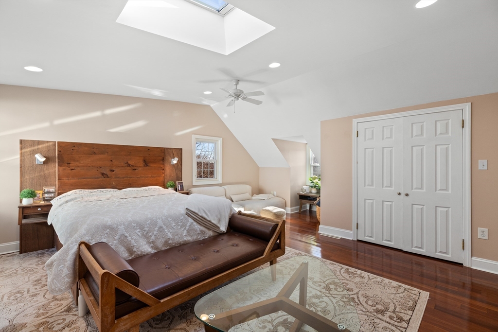 27 Broad Cove Rd