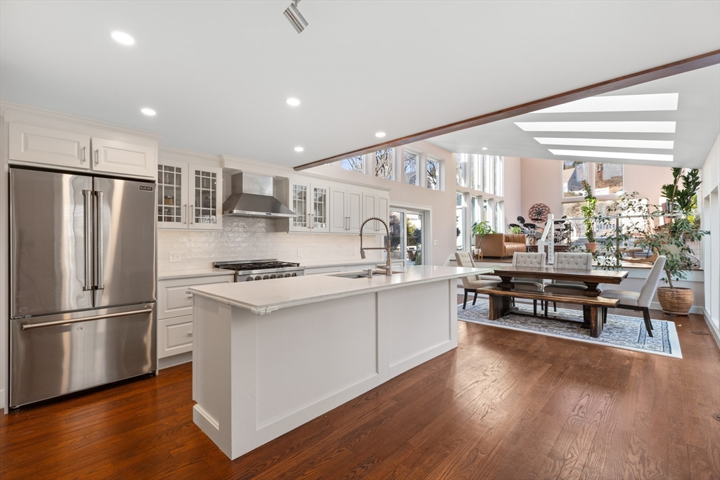 27 Broad Cove Rd