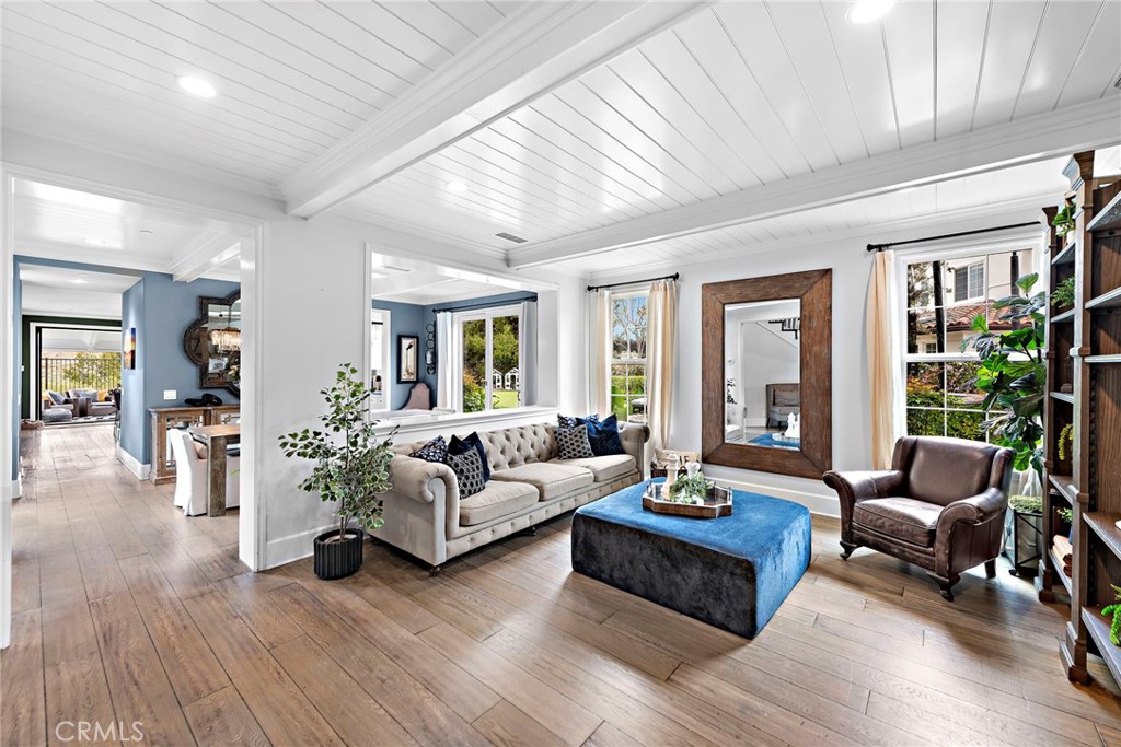 17 Christopher Street