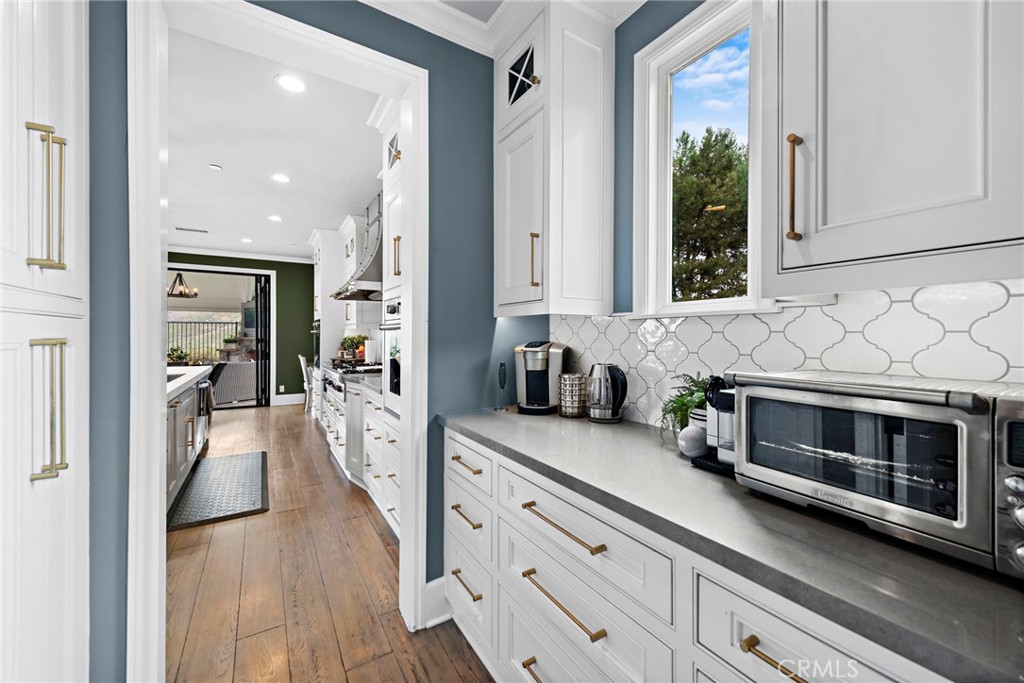 17 Christopher Street