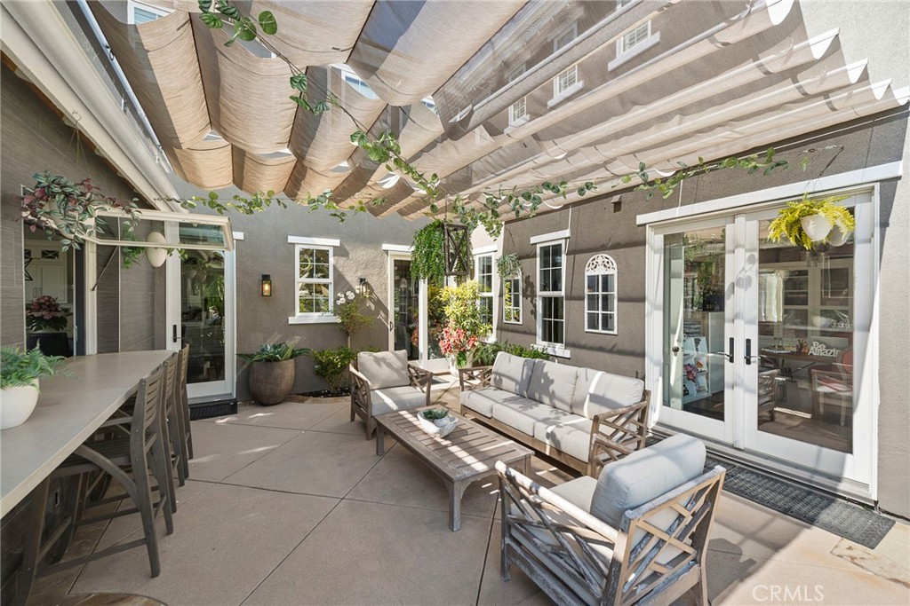 17 Christopher Street