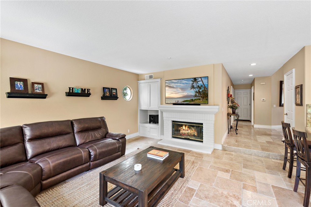 1404 Avenida Tranquila