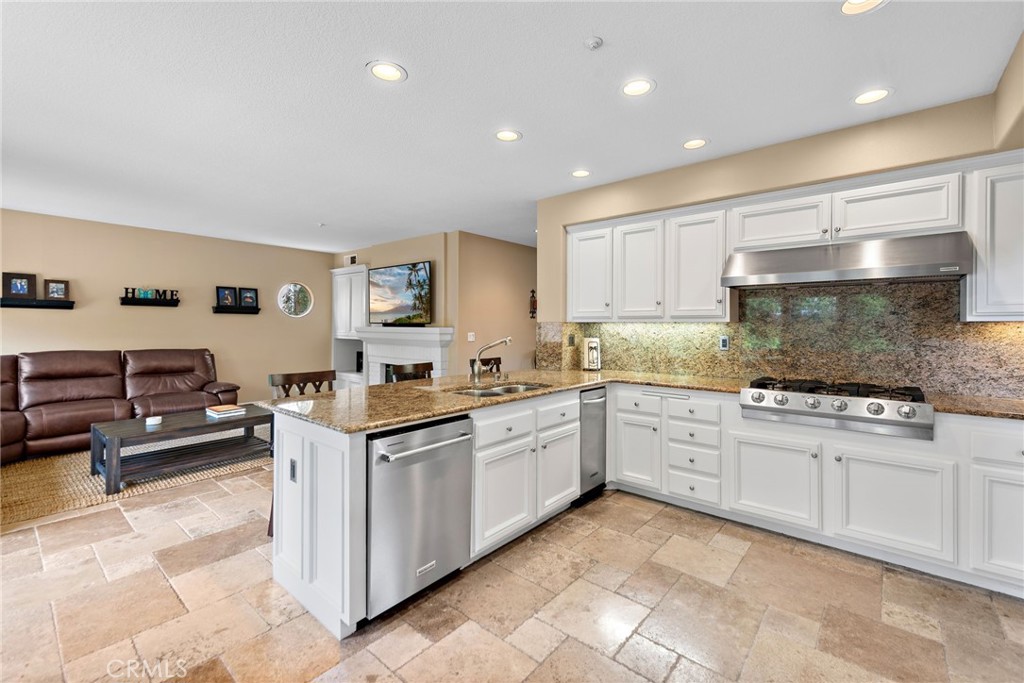 1404 Avenida Tranquila