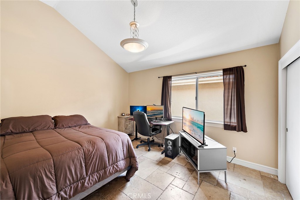 1404 Avenida Tranquila