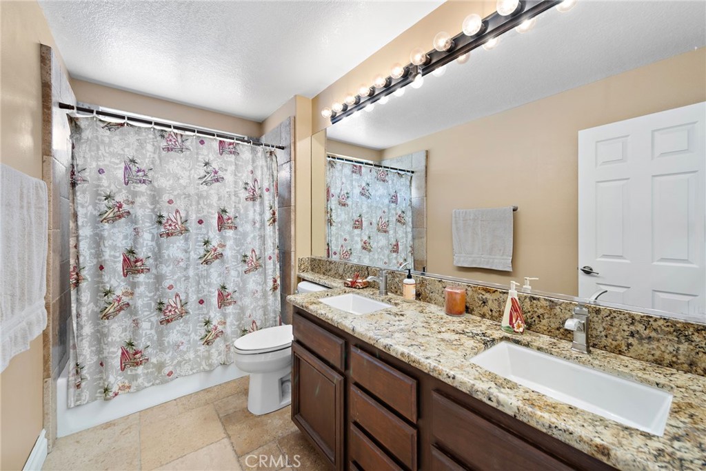 1404 Avenida Tranquila