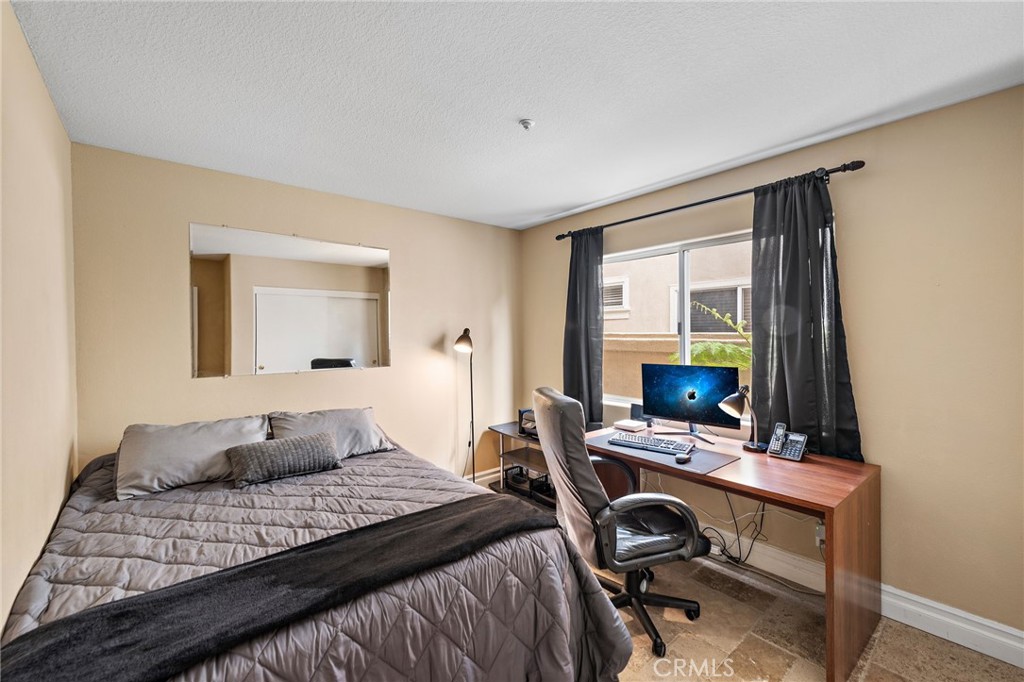 1404 Avenida Tranquila