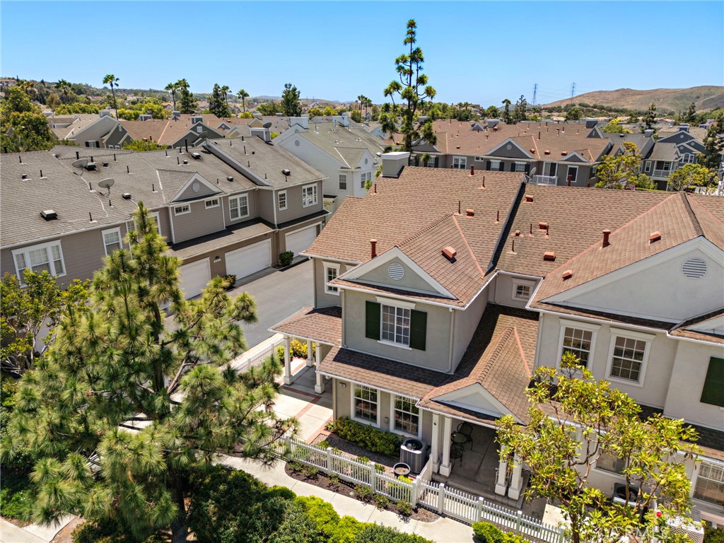 15 Strawflower Street