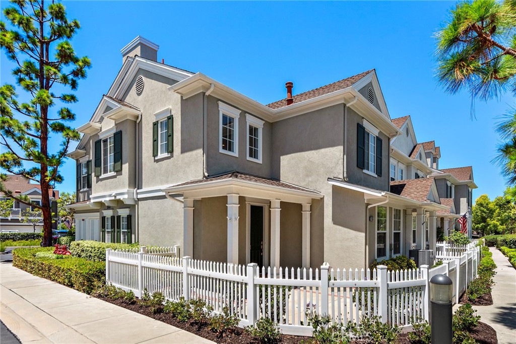 15 Strawflower Street