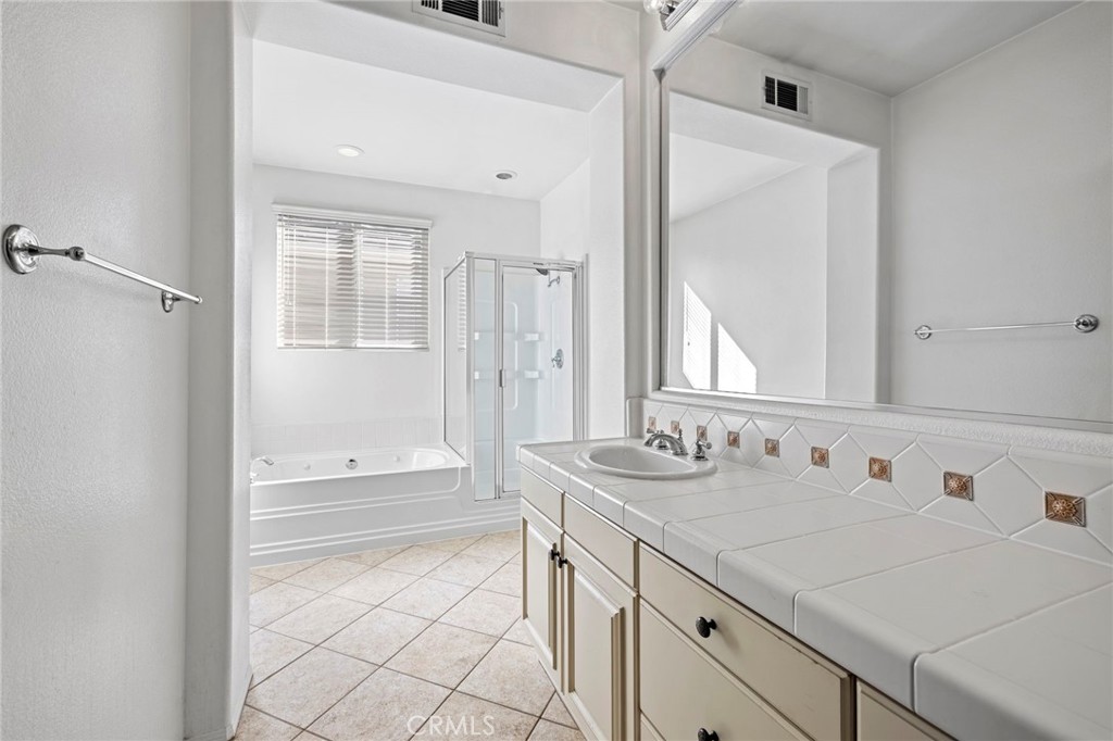 1 Trumpet Vine Street